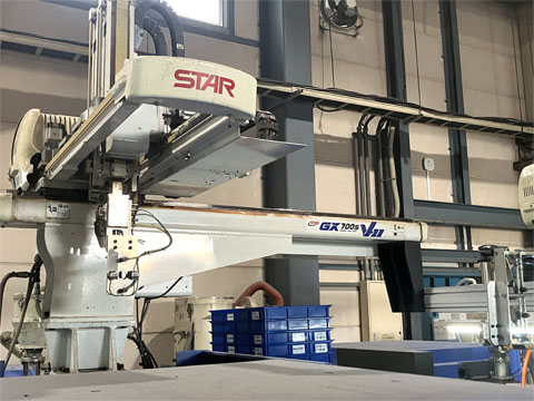 ���`�G���A